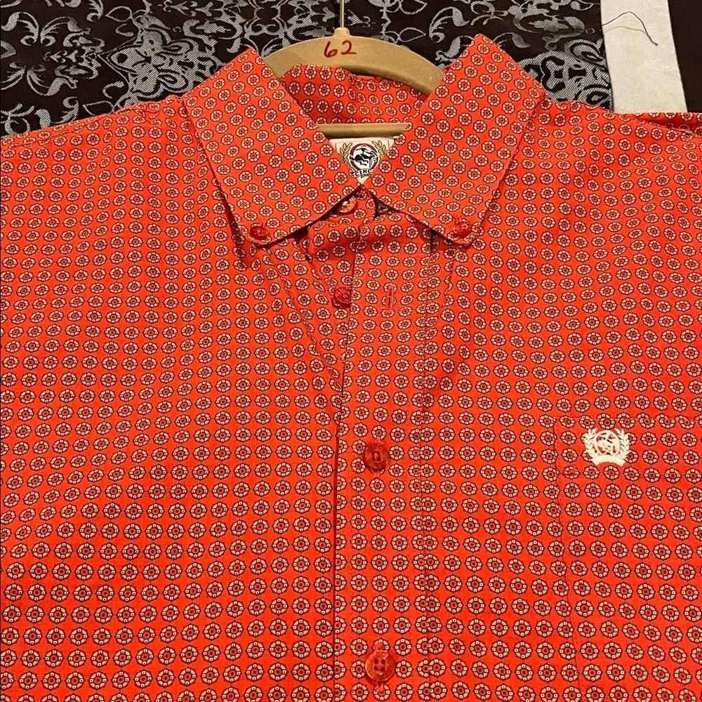 Cinch Mens Western Button Down shirt L Red/Orange Geometric Rodeo Ranch, LARGE